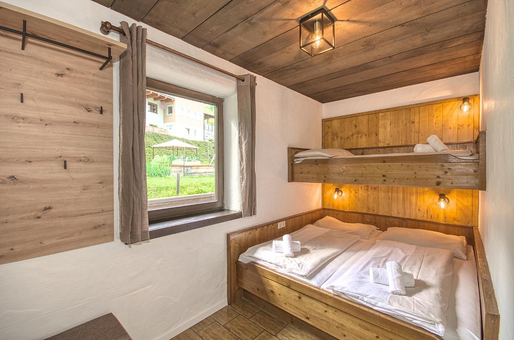Haus Kitzsteinhorn 6 - By Alpen Apartments Капрун Экстерьер фото